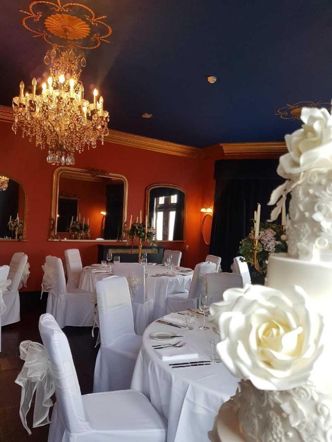 The Cleveland Tontine Hotel นอร์ทอัลเลอร์ทัน ภายนอก รูปภาพ